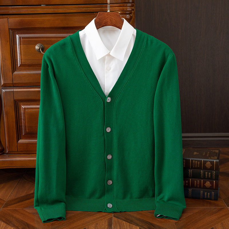 Herren lässige Strickjacke mit tiefem V-Ausschnitt und Knopfdetails Echoarchiv