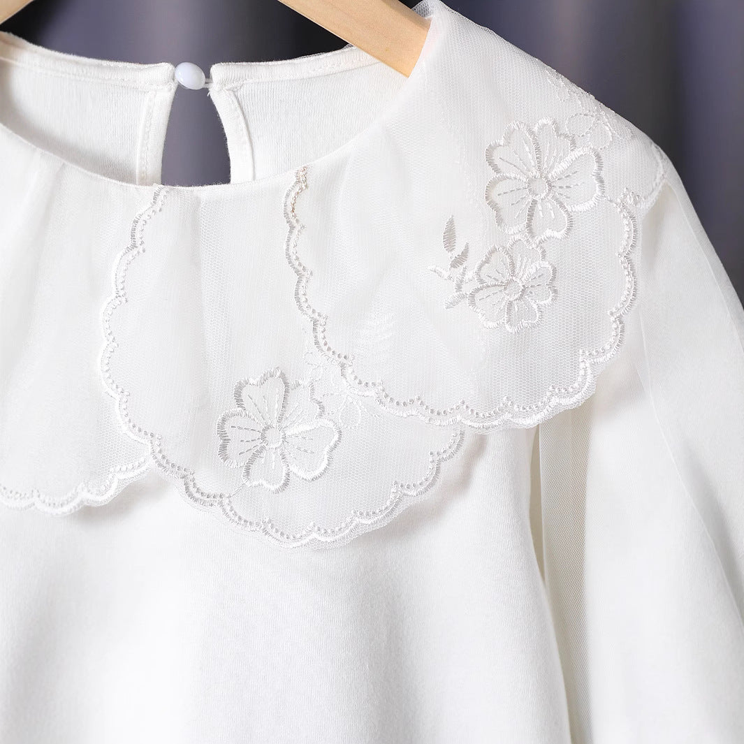 Mädchen elegante Bluse mit floralen Spitzenapplikationen Echo Archiv