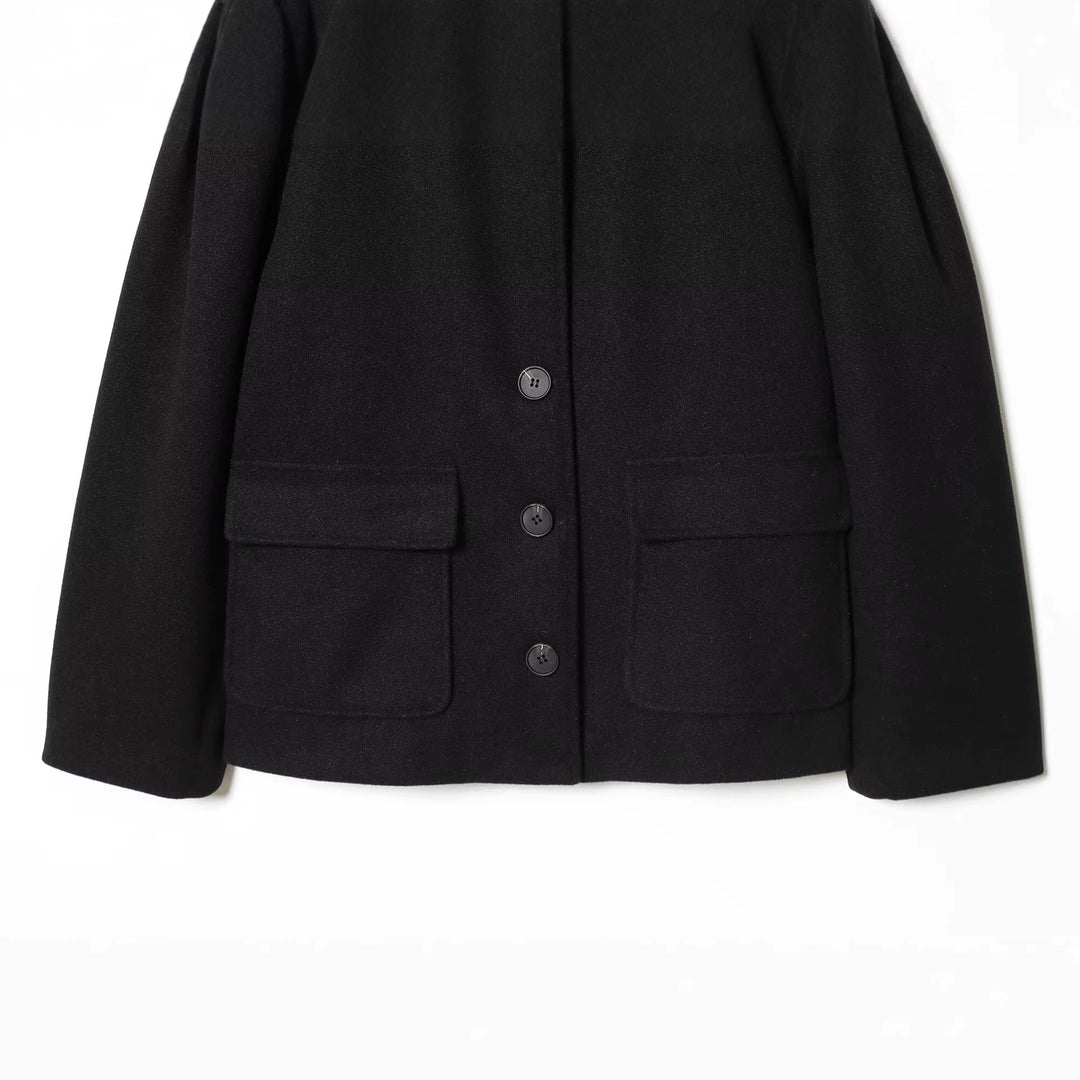 Damen Kurze Boxy-Wollmix-Jacke mit Stehkragen und aufgesetzten Pattentaschen Echoarchiv