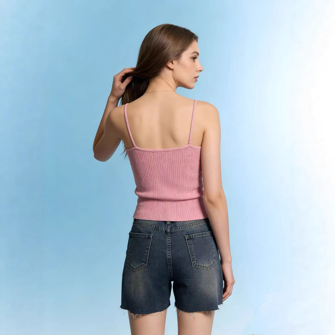Damen lässige Jeansshorts mit fransigen Abschlüssen und seitlichem Schlitz Echo Archiv