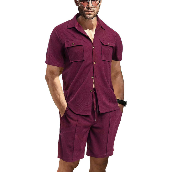 Herren modisches Kurzarmhemd mit passenden Shorts Echoarchiv