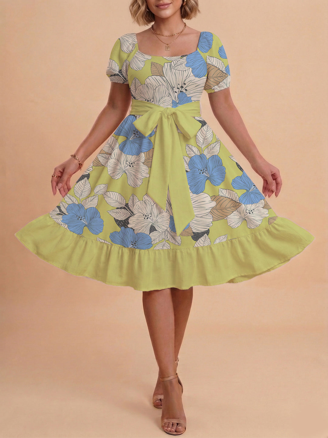 Damen Blumenkleid mit taillierbarem Gürtel und voluminösen Ärmeln Echo Archiv