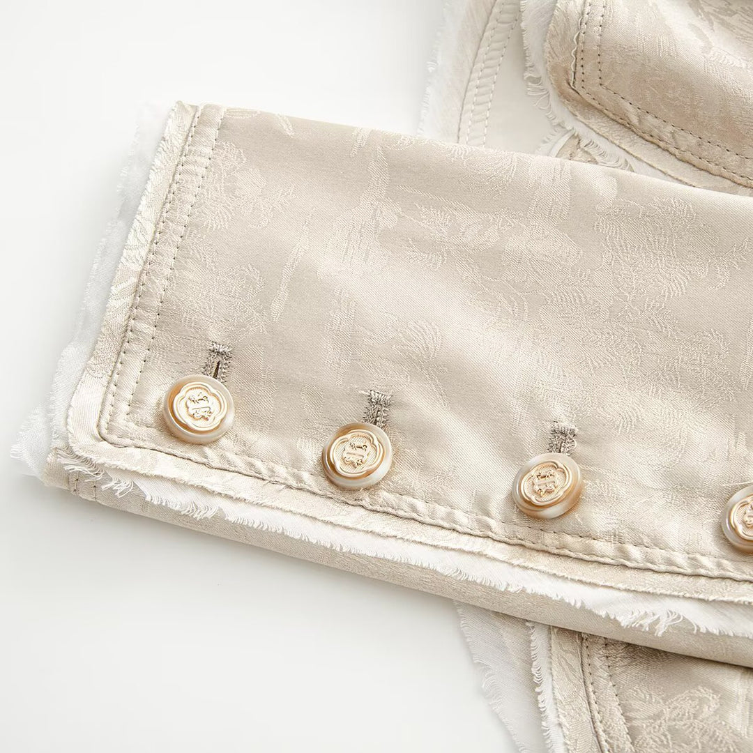 Damen Ornamentale Militärjacke aus Jacquard mit asymmetrischer Zierknopfleiste Echo Archiv
