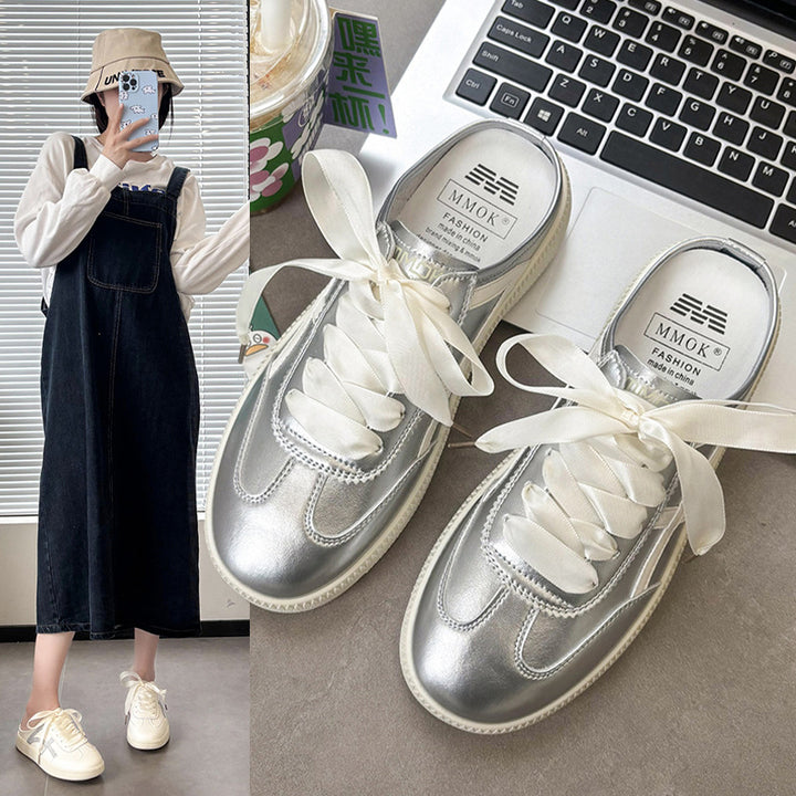 Damen Satin-Schnürpantoffel Mule-Sneaker mit offener Fersenpartie und Metallic-Optik – Lioré