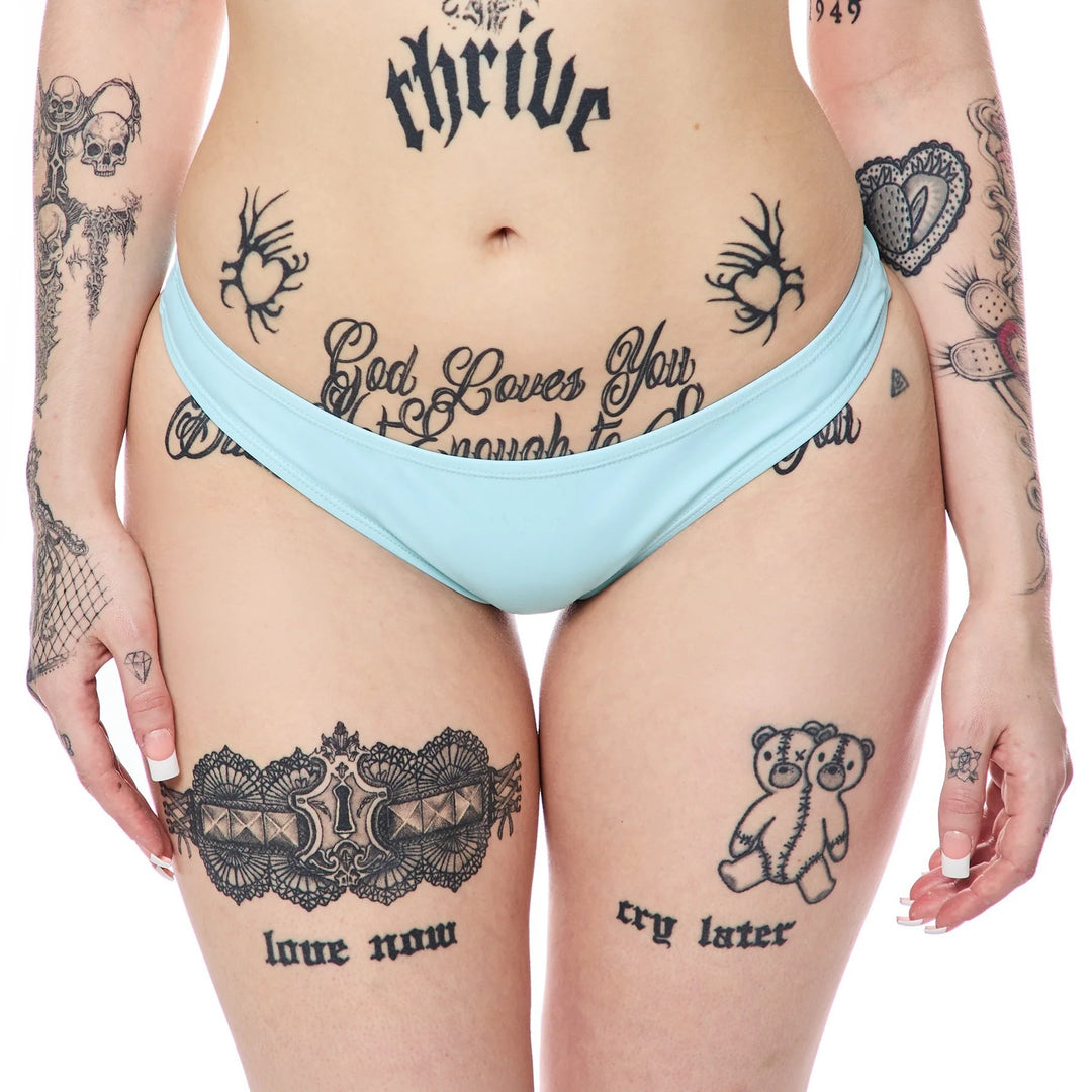 Damen Bandeau-Bikini-Set mit auffälligem Schriftzug Echo Archiv
