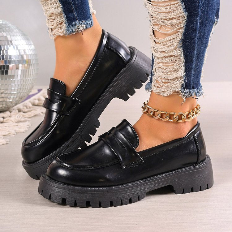Damen Modische Chunky‑Loafer aus Veloursimitat mit profilierter Lug‑Sohle Echo Archiv