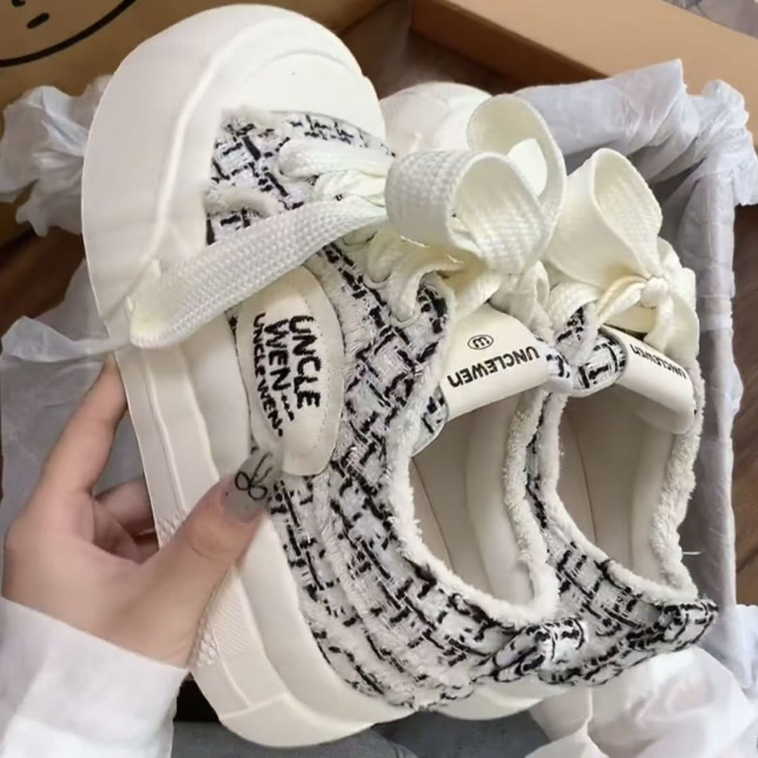 Damen Bequeme Sneakers mit kuscheligem Innenfutter und trendigem Design Echo Archiv