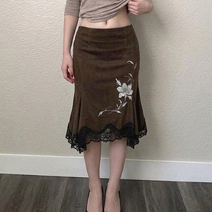 Damen Midirock aus Velourslederimitat mit floraler Stickerei und Spitzenbesatz – Élara