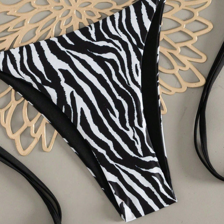 Damen Triangel-Bikini in auffälligem Tiermuster Echo Archiv