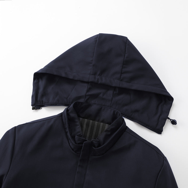 Herren Minimalistische Kapuzen-Softshelljacke mit versiegelten Reißverschlüssen und elastischen Bündchen Echo Archiv