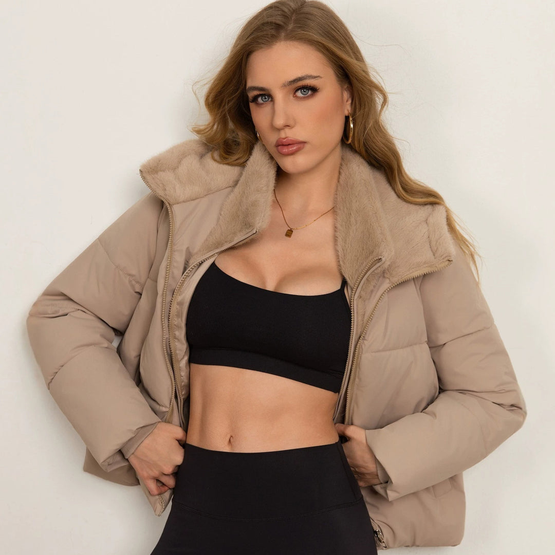 Damen Kurz geschnittene Pufferjacke mit kuscheliger Kunstfell‑Fütterung und hohem Kragen Echo Archiv