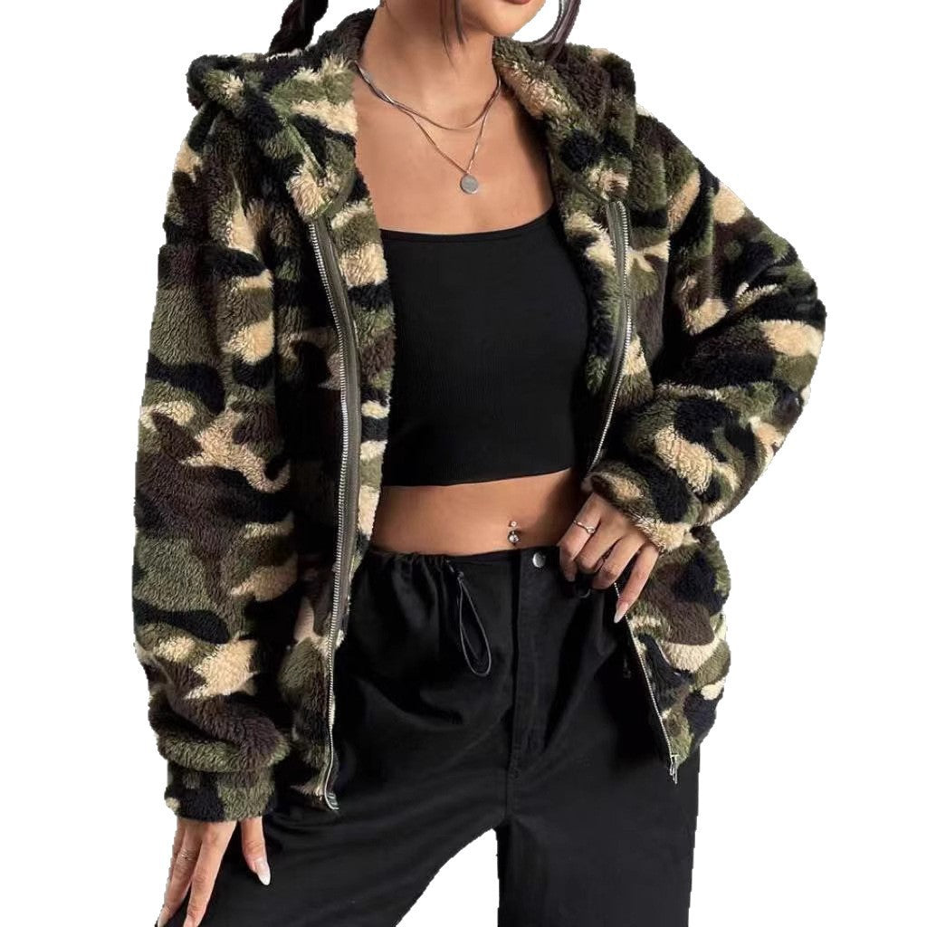 Damen Teddy-Fleece Kapuzenjacke im Camouflage-Look Echoarchiv