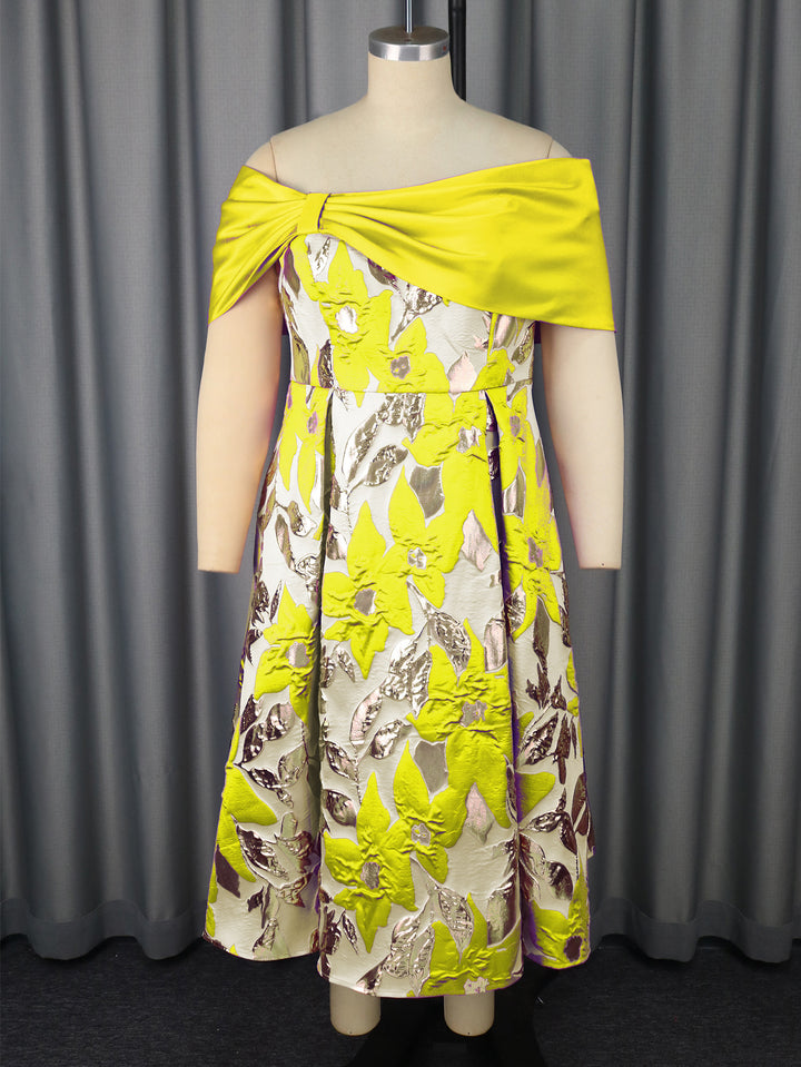 Damen Elegantes Abendkleid mit schulterfreier Applikation und floralen Motiven Echo Archiv