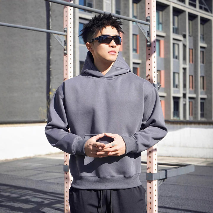 Herren Kapuzensweatshirt aus hochwertigem Baumwollmaterial mit modernem Oversized-Schnitt Echoarchiv