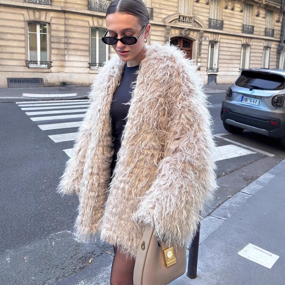 Damen Oversize lockiger Kunstpelz-Mantel im Shaggy‑Look Echoarchiv