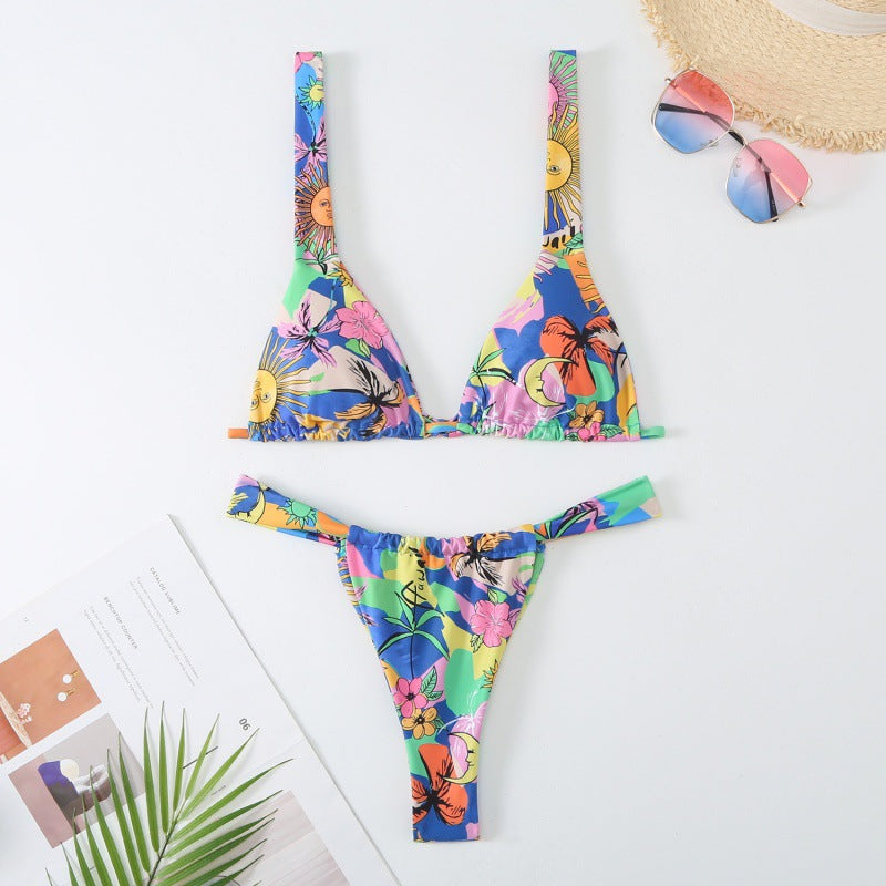 Damen wunderschöner Bikini mit floralen Mustern Echo Archiv