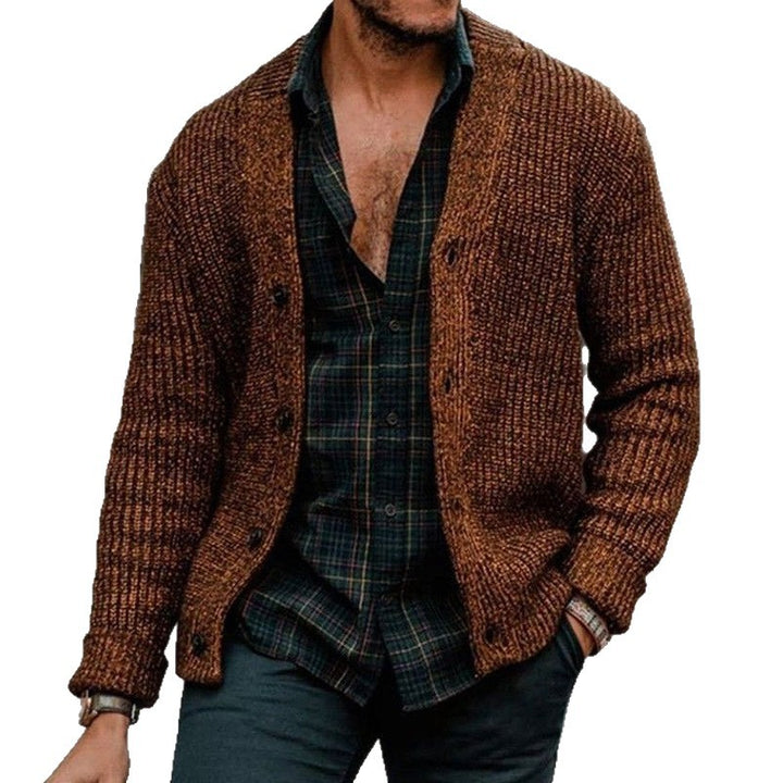 Herren Grobstrick-Cardigan mit Knopfleiste und markanter Rippenstruktur Echoarchiv