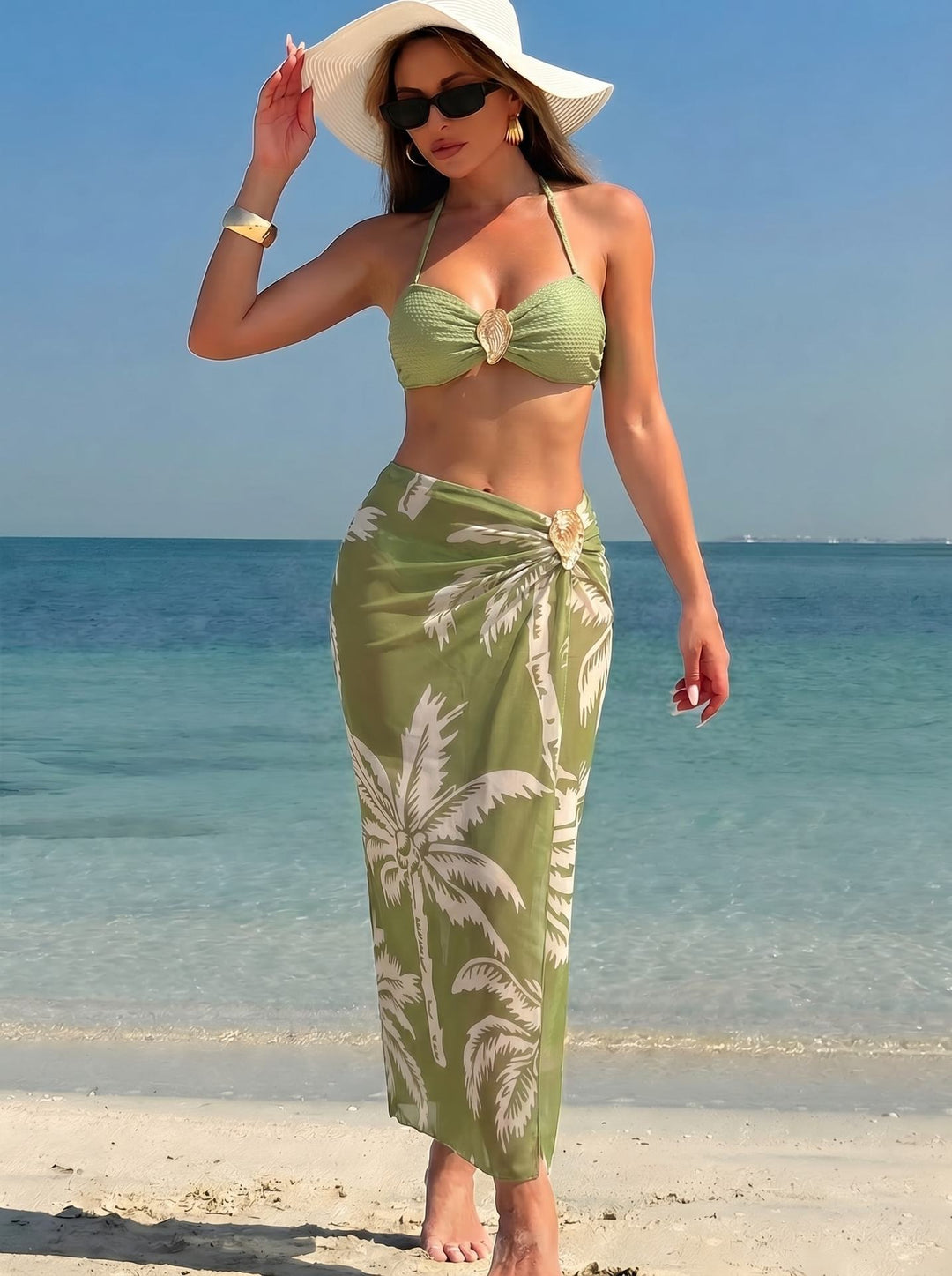 Damen Strand-Outfit mit dekorativer Bindung Echo Archiv
