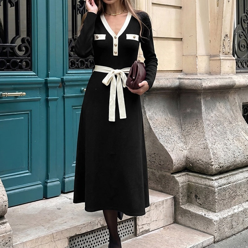 Damen Elegantes Langarmkleid mit Gürtel Echo Archiv