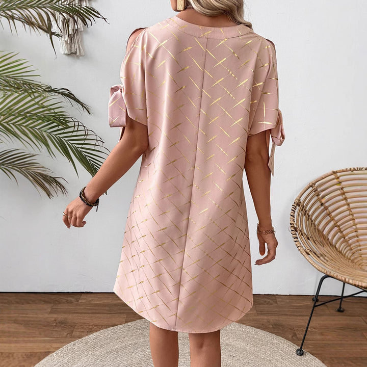 Damen lässiges Kleid mit leichten Puffärmeln Echo Archiv