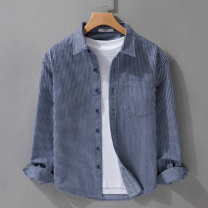Herren Leichtes Nadelstreifen-Hemd im Layering-Overshirt-Stil mit Kentkragen und aufgesetzter Brusttasche Echoarchiv