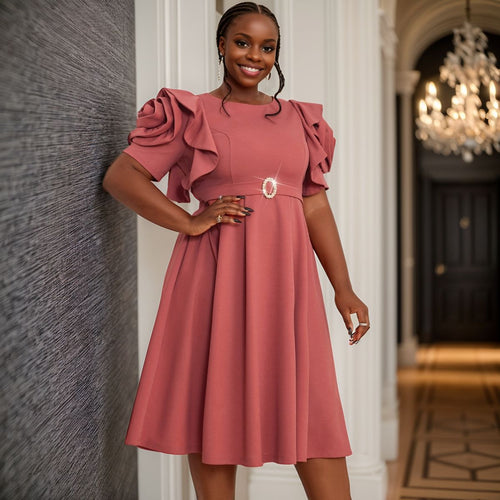 Damen Elegantes Midi-Kleid mit voluminösen Rüschenärmeln und funkelndem Schmuckdetail Echo Archiv