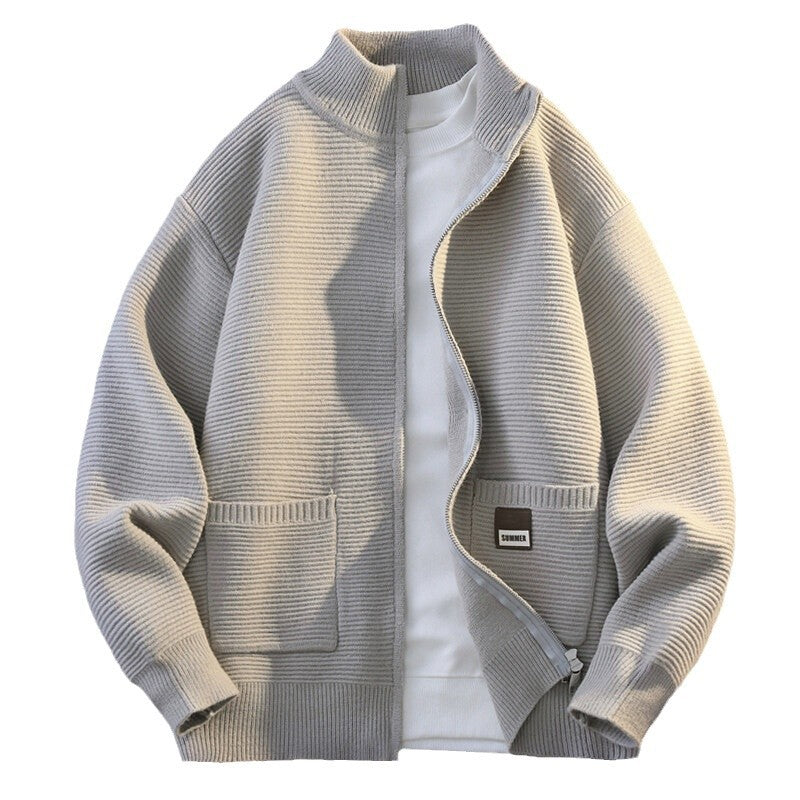 Herren Gemusterte Strickjacke mit hohem Kragen und Taschen Echoarchiv