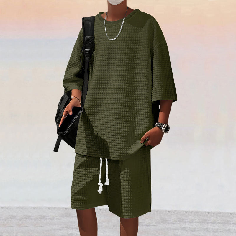 Herren nan quadratstruktur Freizeitset mit oversized Rundhalsshirt und knielangen Relax-Shorts Echo Archiv
