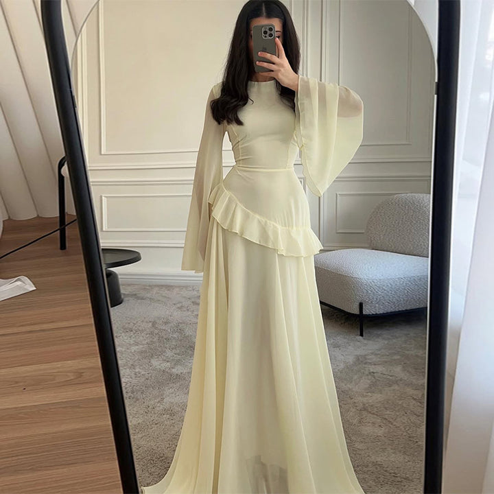Damen Elegantes Maxikleid mit Rüschendetails und weitem Schnitt Echo Archiv