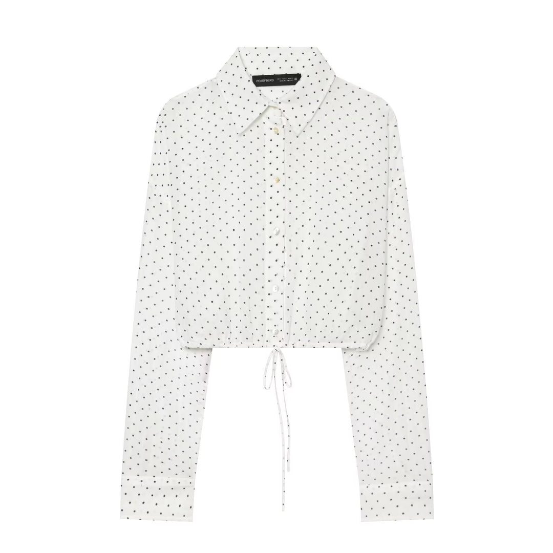 Damen Gepunktete Cropped-Bluse mit Kordelzug und Hemdkragen Echo Archiv