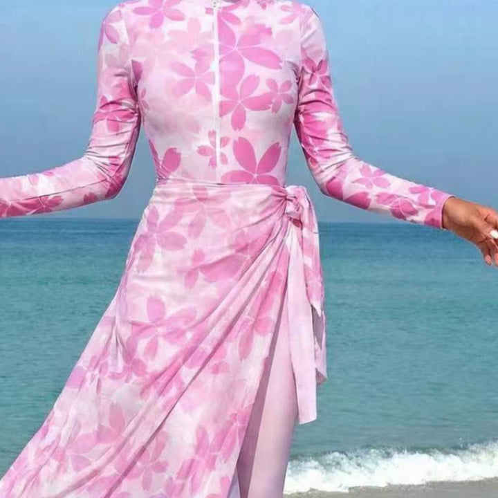 Damen Modischer Strandanzug Echo Archiv