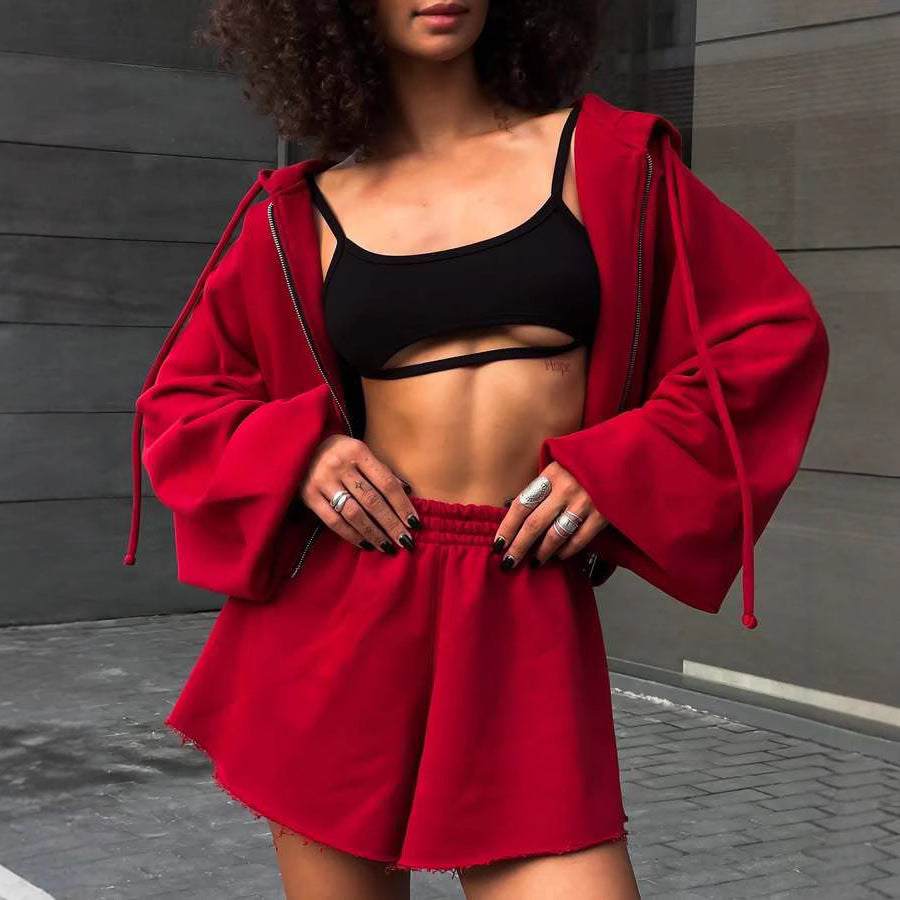 Damen oversized Cropped-Zip-Hoodie mit voluminösen Ballonärmeln und elastischer High‑Waist Loungeboxer-Shorts – Auréline