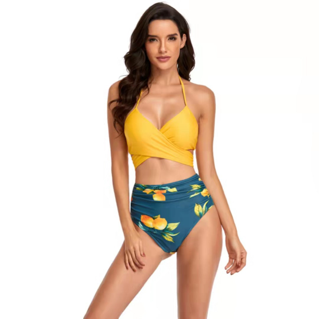 Damen Hochgeschnittener Bikini mit Wickeloberteil und floralen Mustern Echo Archiv