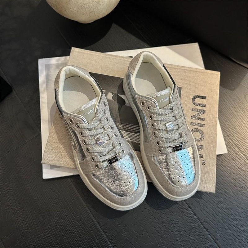 Damen Sportliche Sneakers mit reflektierendem Obermaterial und gepolsterter Innensohle Echo Archiv