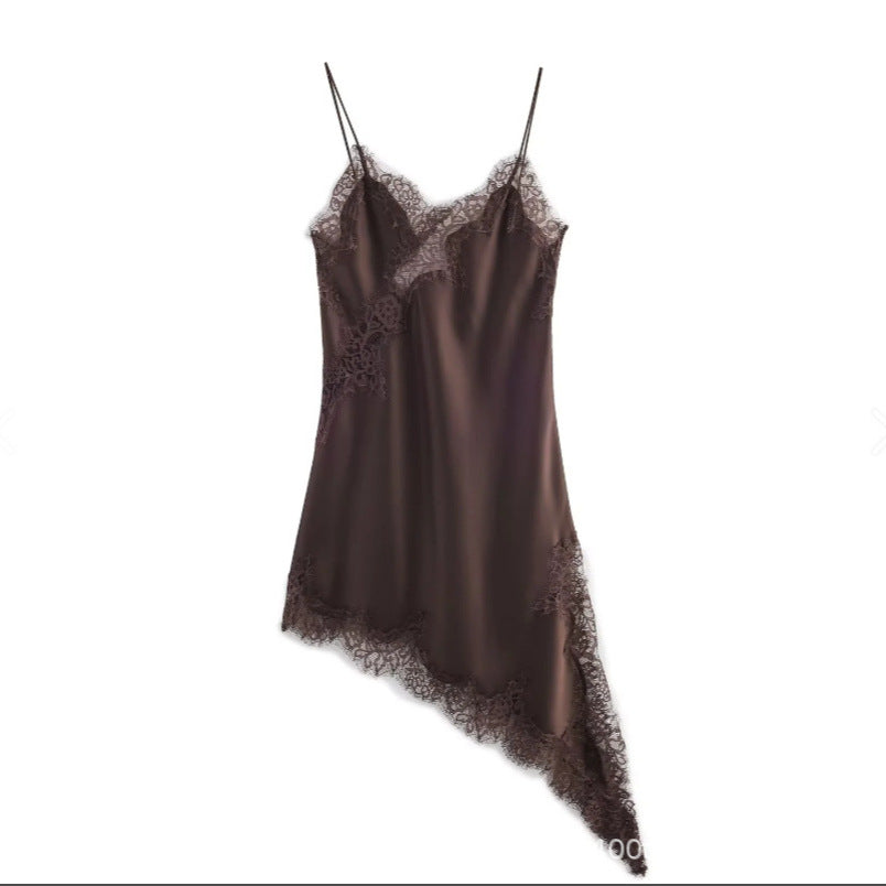 Damen verführerisches Spitzen-Nachtkleid mit asymmetrischem Saum Echo Archiv