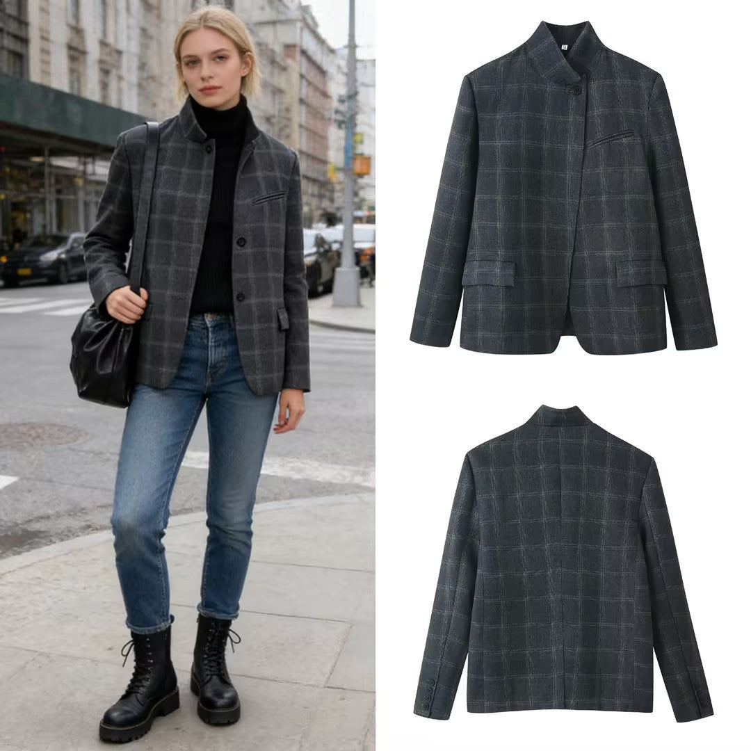 Damen Kastenblazer mit Stehkragen, asymmetrischer Ein-Knopf-Leiste und feinem Karodessin Echo Archiv