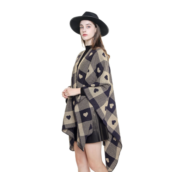 Damen Capeponcho aus Jacquardstrick mit Herz-Allover und offener Front Echo Archiv