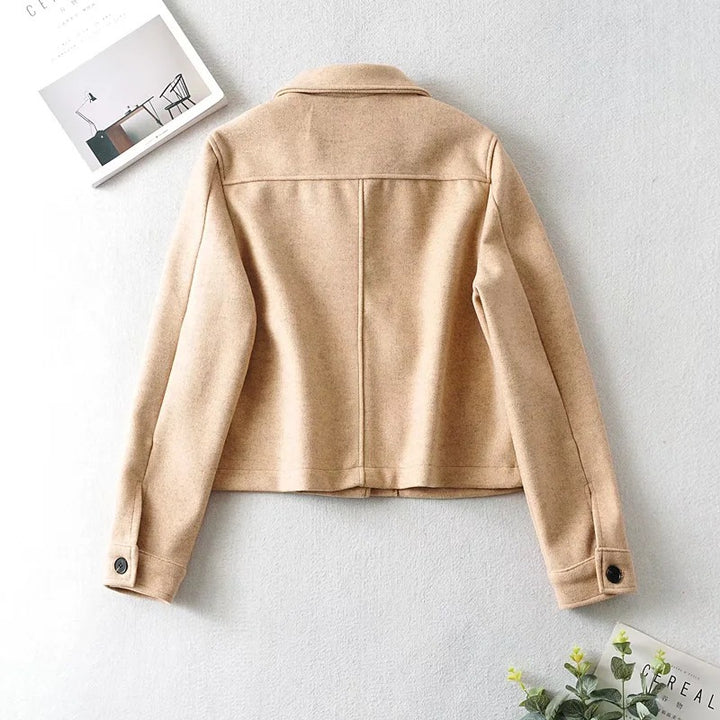 Damen Kurze Wollmix-Übergangsjacke mit aufgesetzten Pattentaschen Echo Archiv