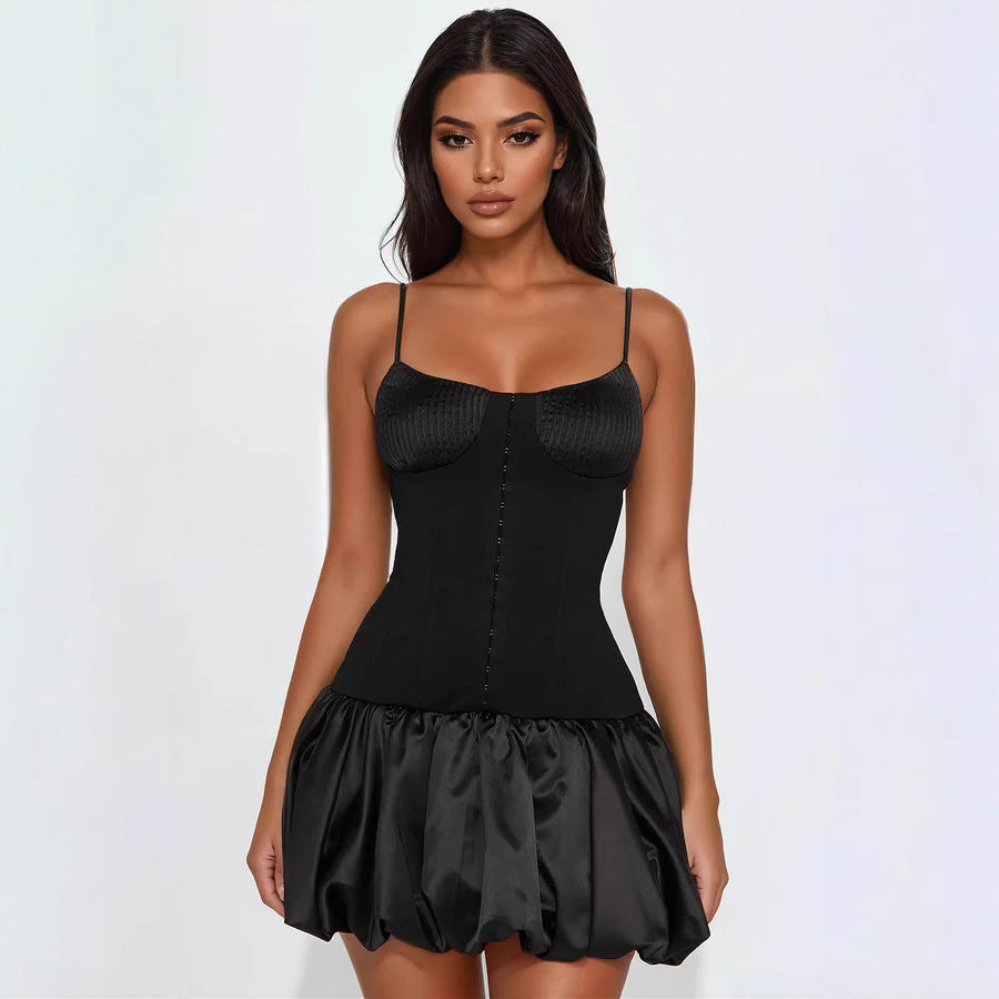 Damen Korsettkleid mit voluminösem Rock und feinen Trägern Echo Archiv