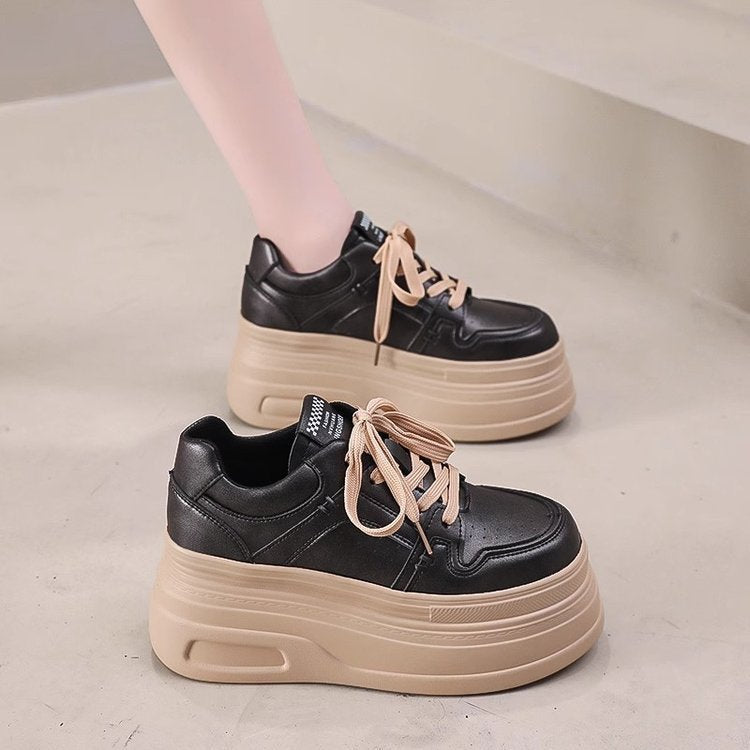 Damen Plateausneaker mit robustem Obermaterial und modischer Schnürung Echo Archiv