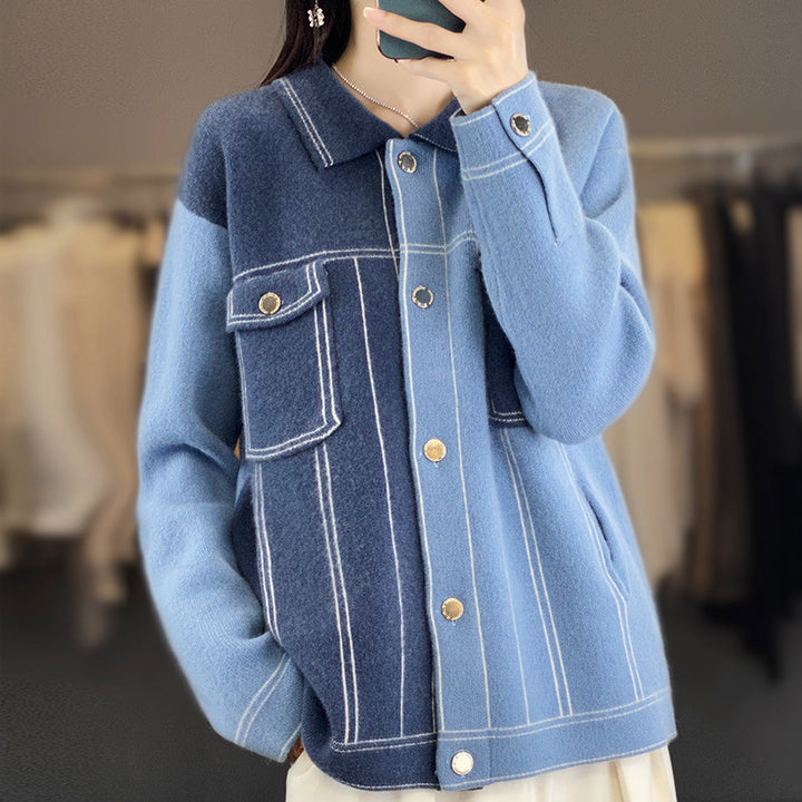 Damen Oversize-Strickjacke im Jeansjacken‑Look mit kontrastierenden Nahtdetails und Brusttasche Echoarchiv