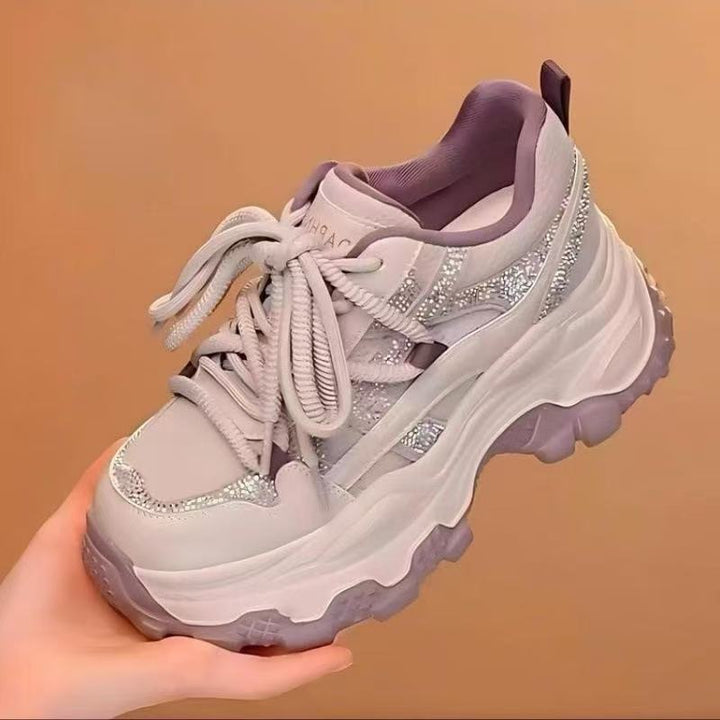 Damen Sportliche Sneakers mit auffälliger Dämpfung und glitzernden Akzenten Echo Archiv