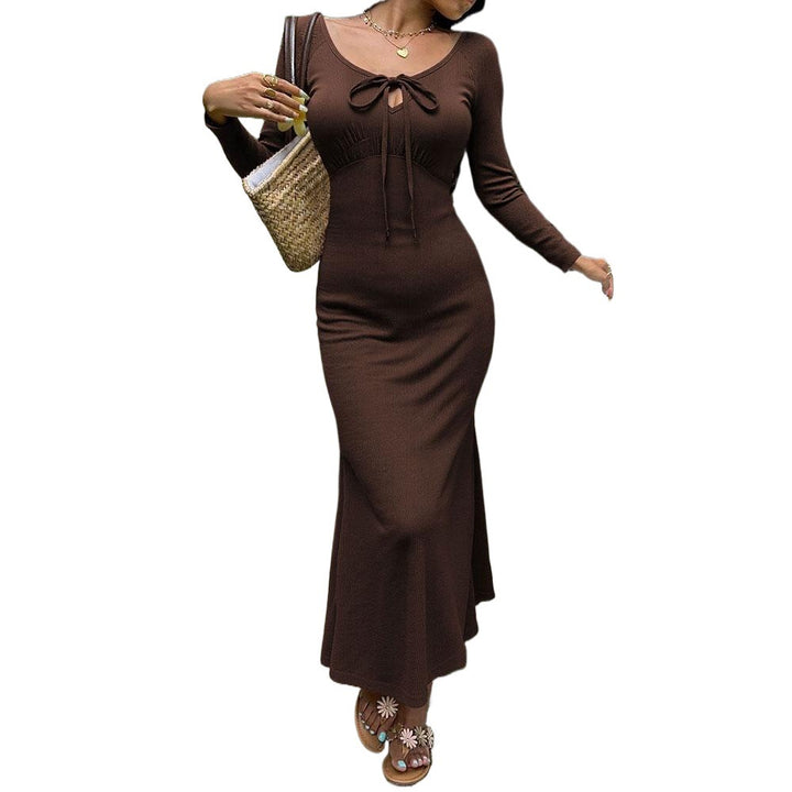 Damen figurbetontes Ripp-Maxikleid mit langen Ärmeln, Knoten‑Keyhole und ausgestelltem Meerjungfrauen-Saum – Valéora
