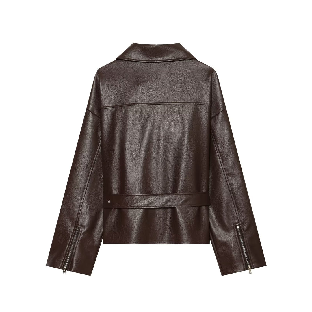 Damen Oversized Bikerjacke aus Kunstleder mit taillierendem Gürtel und asymmetrischem Reißverschluss Echo Archiv