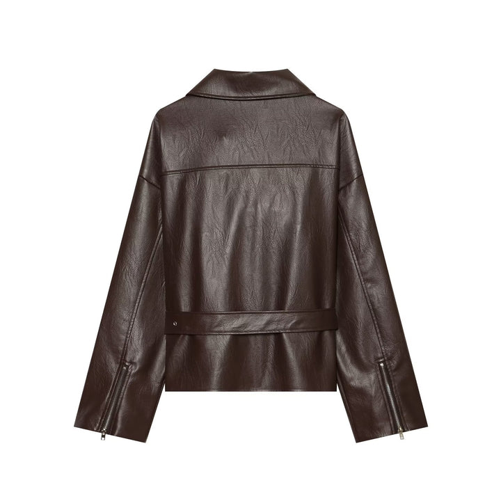Damen Oversized Bikerjacke aus Kunstleder mit taillierendem Gürtel und asymmetrischem Reißverschluss Echo Archiv