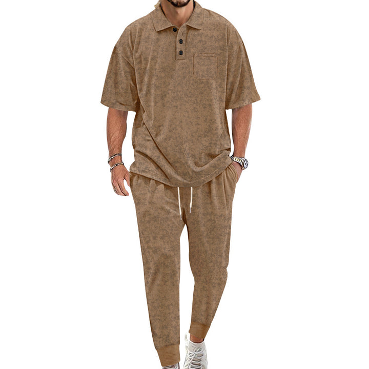 Herren lässiges Freizeit-Set mit Poloshirt und Jogginghose Echoarchiv