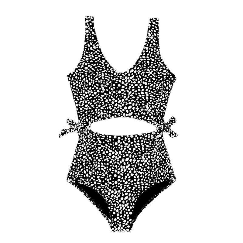Damen Cropped Badeanzug mit asymmetrischem Design und modischen Bindebändern Echo Archiv