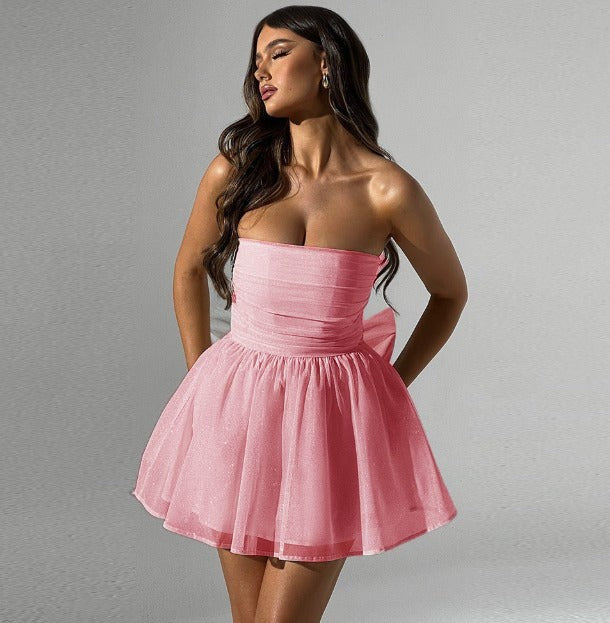 Damen Neckholder Minikleid mit schimmernden Details und eleganter Silhouette Echo Archiv