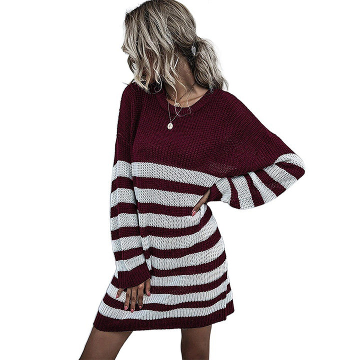 Damen Modisches Strickkleid mit gestreiftem Design Echo Archiv
