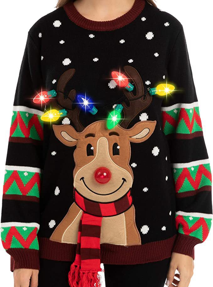 Damen nan weihnachtlicher Strickpullover mit Rentierapplikation integrierter Lichterkette und dreidimensionalem Nasenpompom Echo Archiv